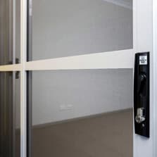 Fly screen — install 3