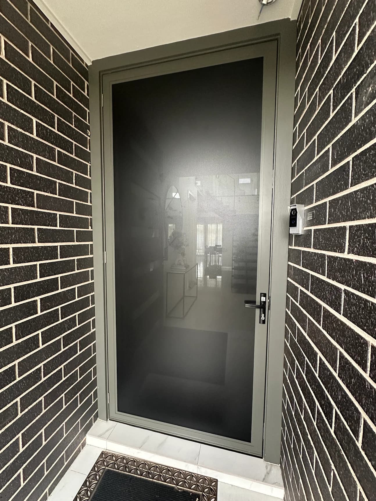 Installation photo from Daniella Spinetti's review